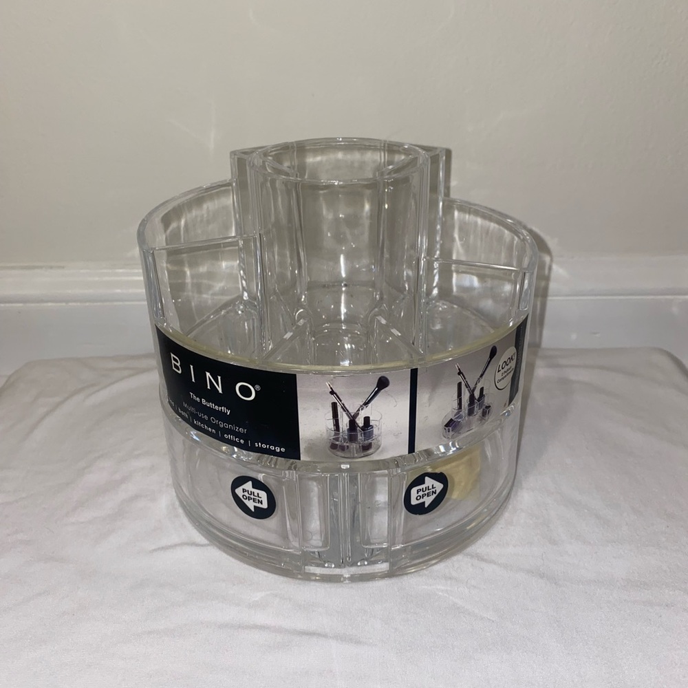 Acrylic makeup organizers